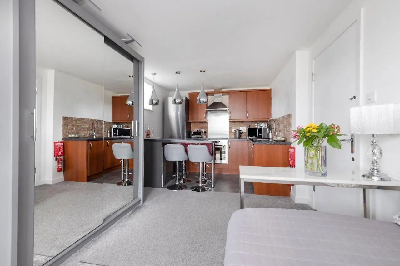 爱丁堡Joivy Elegant Flat With Balcony公寓 爱丁堡
