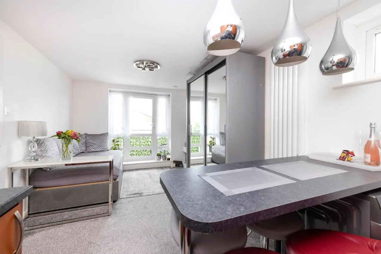 爱丁堡Joivy Elegant Flat With Balcony公寓 公寓