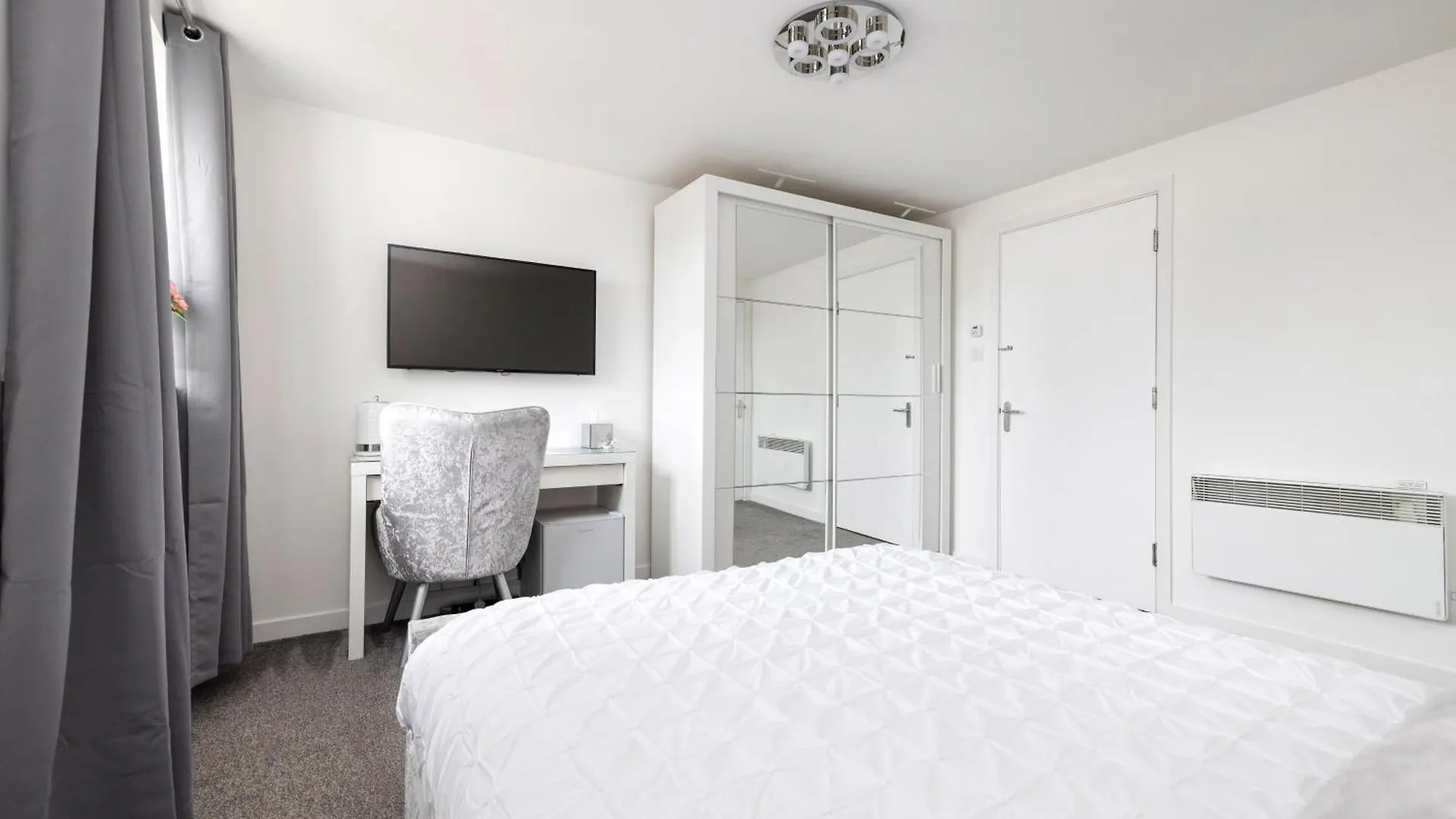 Joivy Elegant Flat With Balcony Apartman Edinburgh 0*,  Egyesült Királyság