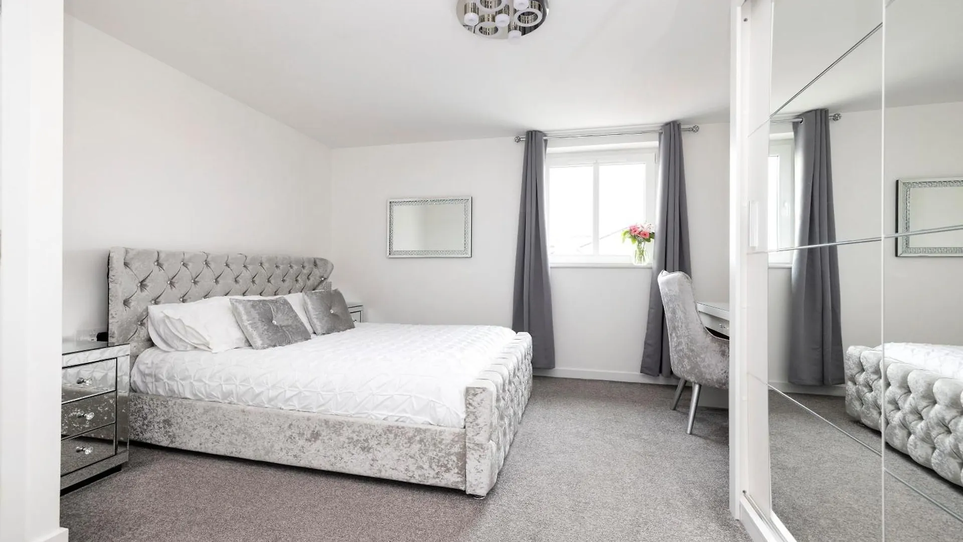 Joivy Elegant Flat With Balcony Apartman Edinburgh 0*,  Egyesült Királyság